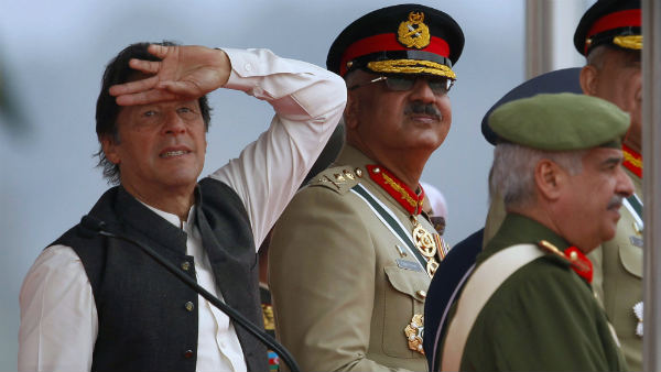 क्या इस बार एफएटीएफ की आंखों में धूल झोंक पाएंगे इमरान? क्या इस बार एफएटीएफ की आंखों में धूल झोंक पाएंगे इमरान?