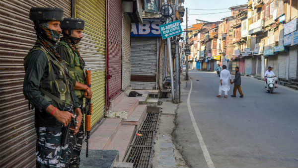 कश्मीर पर प्रस्ताव लाने की तैयारी कश्मीर पर प्रस्ताव लाने की तैयारी