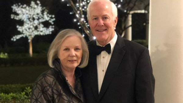 ब्‍लाइंड डेट पर मिले जॉन और सैंडी 