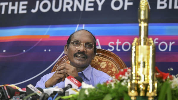 एक भारतीय होने की वजह से इसरो में 