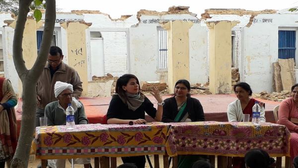 कीर्ति कुल्हरी का अपने गांव से बेहद लगाव