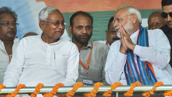 लोकसभा चुनाव में चला एनडीए का जादू