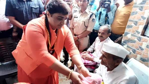 विपक्ष एक मारक शक्ति का प्रयोग कर रहा है