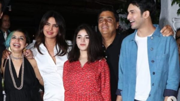  स्काई इज पिंक के प्रमोशन में बिजी प्रियंका