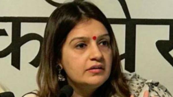 प्रियंका चतुर्वेदी ने छोड़ी पार्टी