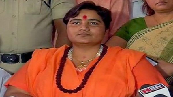 दुर्गा पंडाल पर प्रशासन के फैसले का भी किया था विरोध