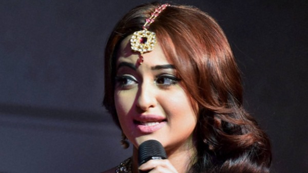 जानिए, क्यों ट्रोल हुईं सोनाक्षी सिन्हा