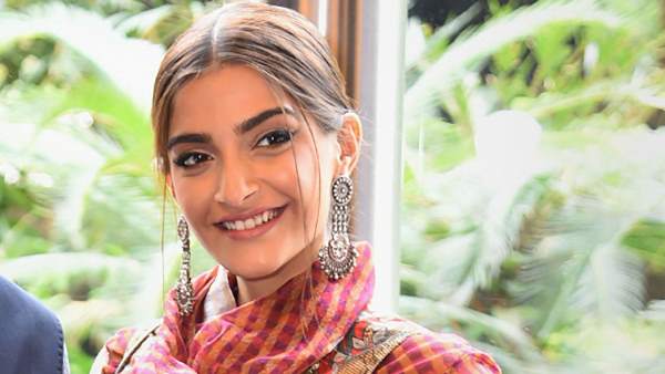 'ऐसे लोगों के लिए आपके मन में दया का भाव होना चाहिए' 'ऐसे लोगों के लिए आपके मन में दया का भाव होना चाहिए'