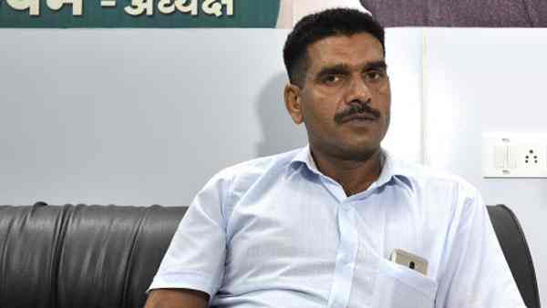 बीएसएफ से हो चुके हैं बर्खास्त