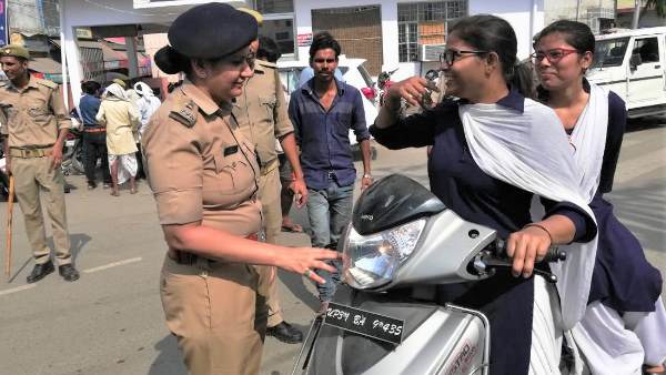 अब चेकिंग के लिए रोके जाएंगे केवल ये वाहन