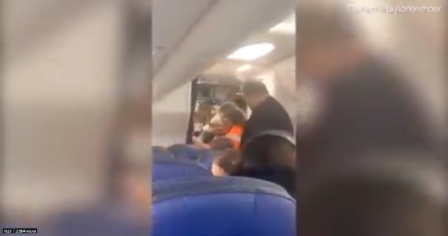 कंपनी ने मांगी माफी