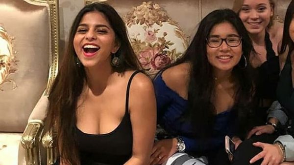  सुहाना के फोटो इस तरह के कमेंट