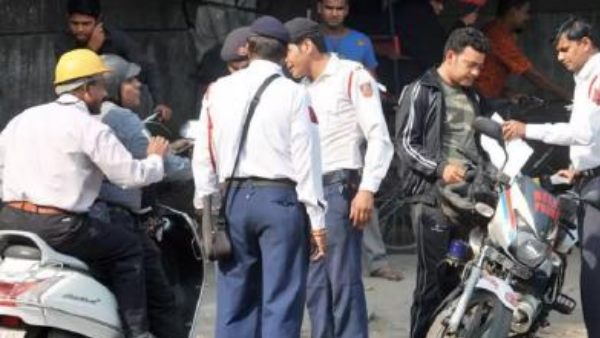 तीन पुलिसकर्मी सस्पेंड
