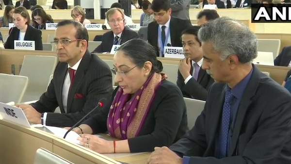 झूठ की रनिंग कमेंट्री कर रहा है पाकिस्तान