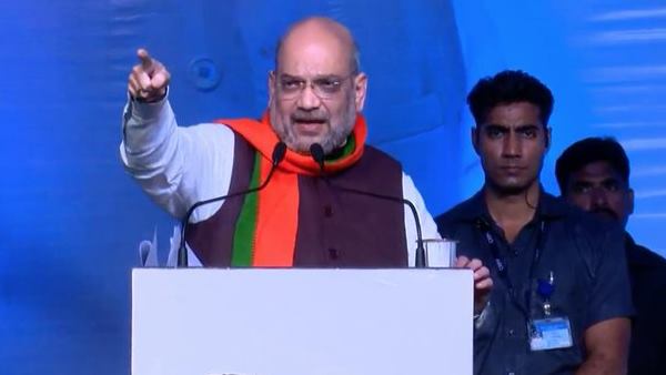 अमित शाह ने किया पलटवार 