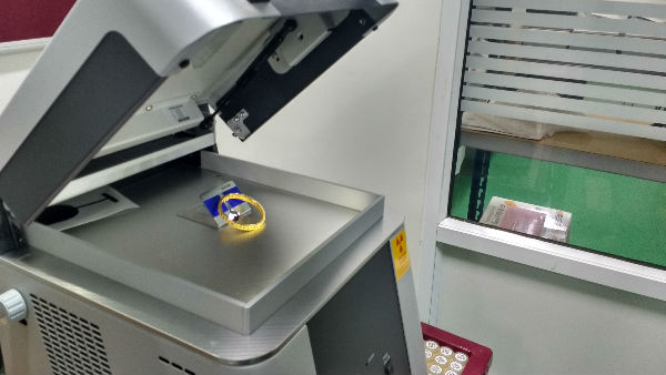 क्यों जरूरी है सोने की हॉलमार्किंग क्यों जरूरी है सोने की हॉलमार्किंग