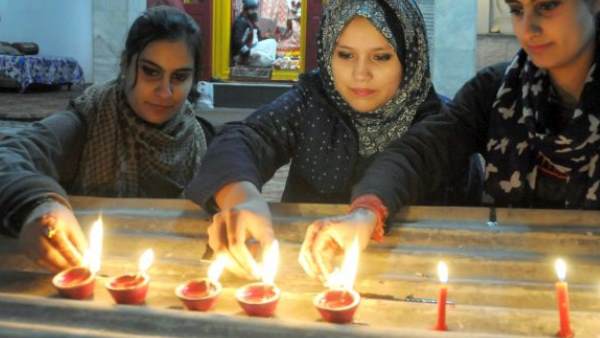 बहुत से फायदे देंगे ये दीये