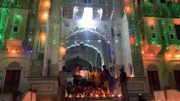 diwali in kamruddin shah dargah Jhunjhunu rajasthan diwali in kamruddin shah dargah Jhunjhunu rajasthan