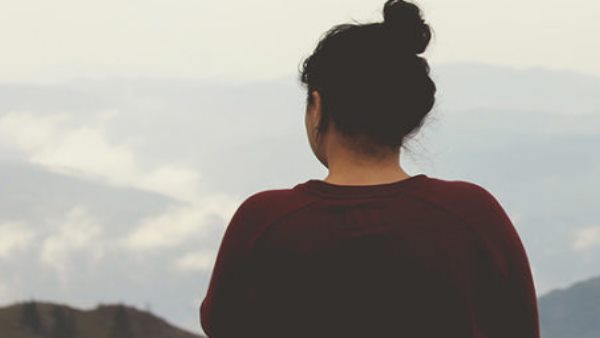 'कोई सहारा नहीं है' कहकर अपनी शादी कराई 'कोई सहारा नहीं है' कहकर अपनी शादी कराई