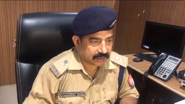 10 years-girl physically harassed by shopkeeper at hardoi