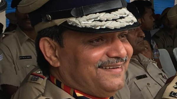 फटकार के बाद जागे आलाधिकारी फटकार के बाद जागे आलाधिकारी