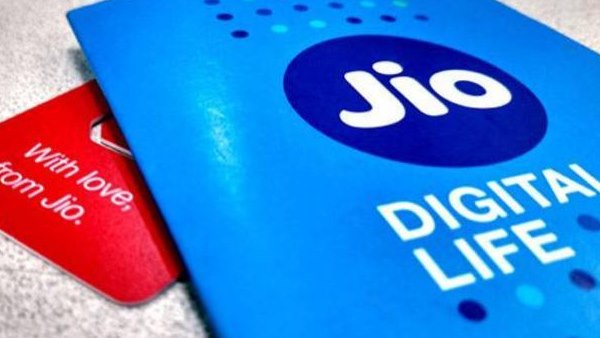 JIO कॉलिंग के लिए ग्राहकों से लेगा पैसा