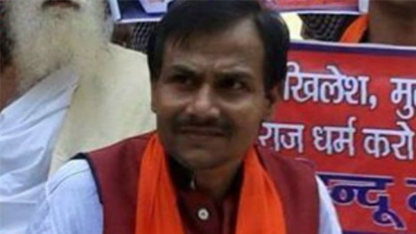 कमलेश के सिर पर रखा गया था 51 लाख का इनाम कमलेश के सिर पर रखा गया था 51 लाख का इनाम