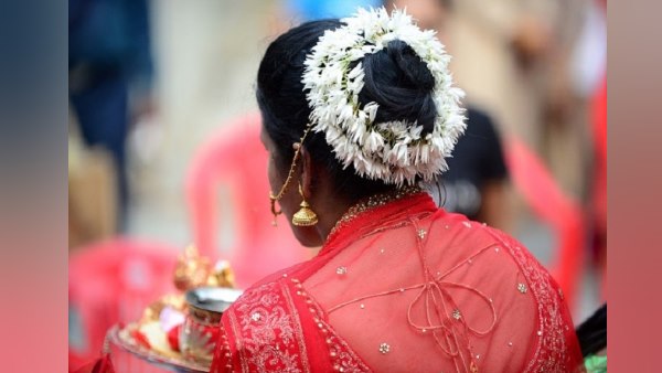 husband beaten by wife on karwa chauth husband beaten by wife on karwa chauth