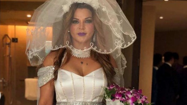  करवाचौथ पर भी हुई थीं ट्रोल