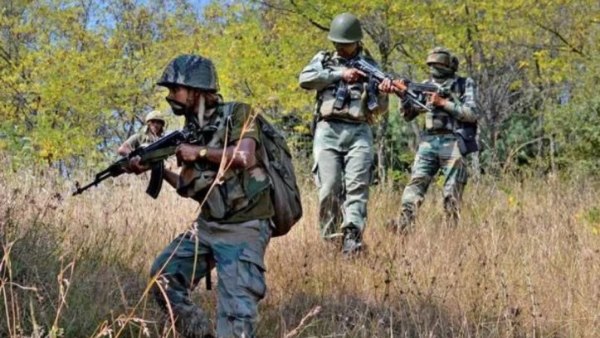 पाकिस्तान के अंदर आतंकवादी शिविर चल रहे हैं पाकिस्तान के अंदर आतंकवादी शिविर चल रहे हैं