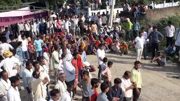 mining mafia Pushpendra killed by UP Police at jhansi