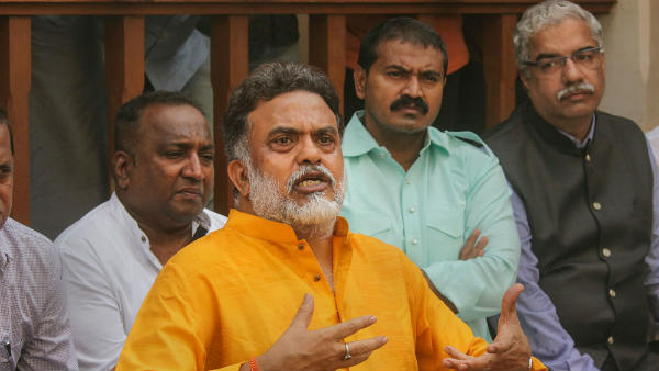 कांग्रेस में जारी है भारी घमासान