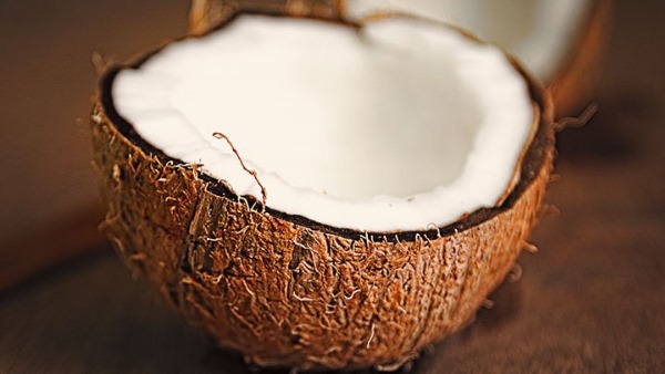 policeman daughter died due to coconut slice stuck in throat policeman daughter died due to coconut slice stuck in throat