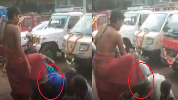 ओडिशा में मंदिर के एक पुजारी का वीडियो वायरल