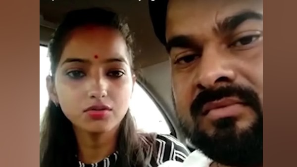 खुशी-खुशी जीवन व्यतीत कर हैं साक्षी और अजितेश खुशी-खुशी जीवन व्यतीत कर हैं साक्षी और अजितेश