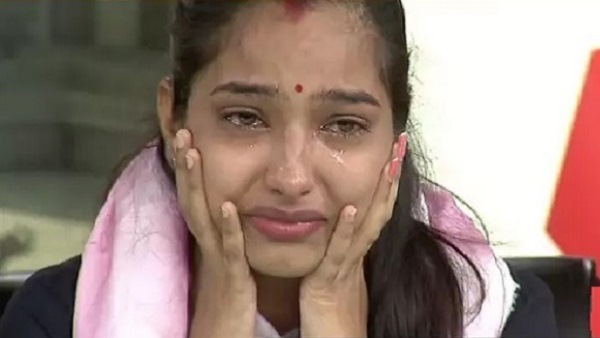 साक्षी ने वीडियो जारी कर अपने घरवालों पर लगाए थे आरोप साक्षी ने वीडियो जारी कर अपने घरवालों पर लगाए थे आरोप