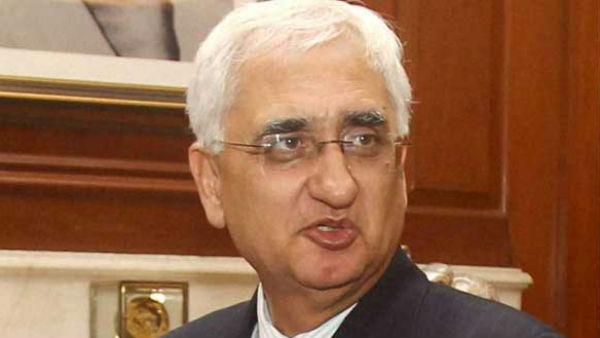 हमारे नेता ही छोड़ गए- सलमान खुर्शीद हमारे नेता ही छोड़ गए- सलमान खुर्शीद