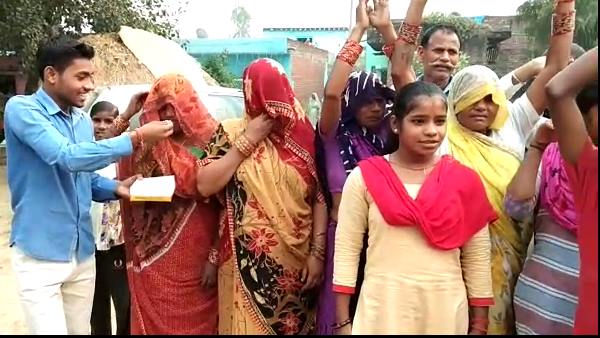 अजय के परिवार की तीन बेटियां भी चैंपियन अजय के परिवार की तीन बेटियां भी चैंपियन