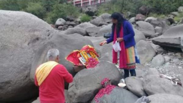 हॉन्गकॉन्ग के रहने वाले हैं