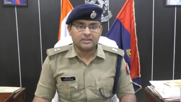 बच्ची को जिंदा दफनाने वालों की तलाश कर रही पुलिस