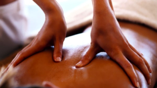 स्पा सेंटर के दो संचालक हुए फरार स्पा सेंटर के दो संचालक हुए फरार