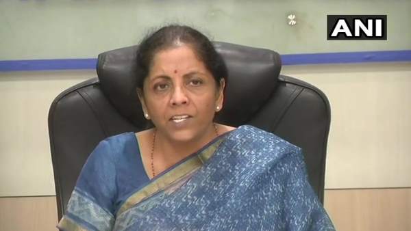 मिनिमम बैलेंस पर नहीं लगेगा चार्ज