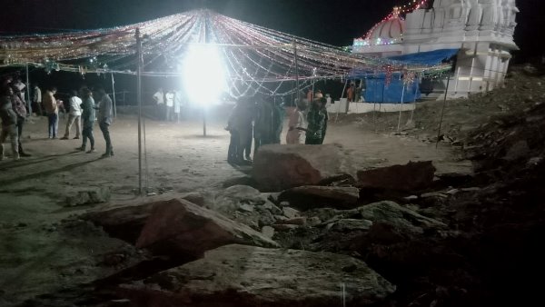 नालुआ माता मंदिर के पास हादसा