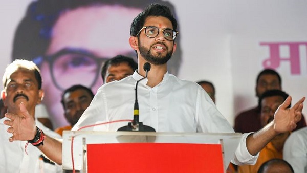 इसी इलाके में है ठाकरे परिवार का घर मातोश्री