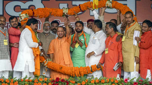 यूपी की 6 सीटों पर भाजपा आगे यूपी की 6 सीटों पर भाजपा आगे