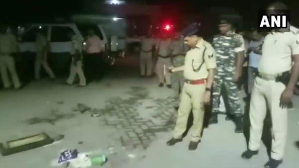 मृतकों को चार लाख रुपये का मुआवजा