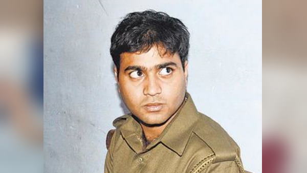 मजे लेने के लिए बना फर्जी दारोगा