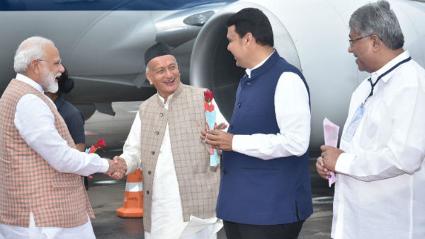 शिवसेना का तीखा प्रहार 