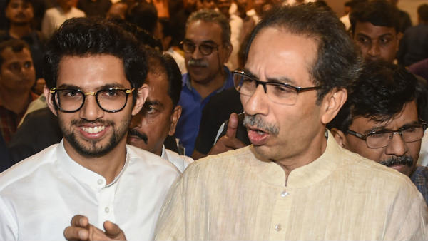 आदित्य ठाकरे पर नरम रहा है रुख