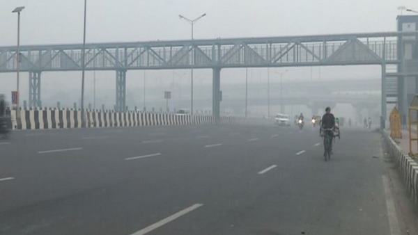 अधिकारी भी रहे बैठक से गायब